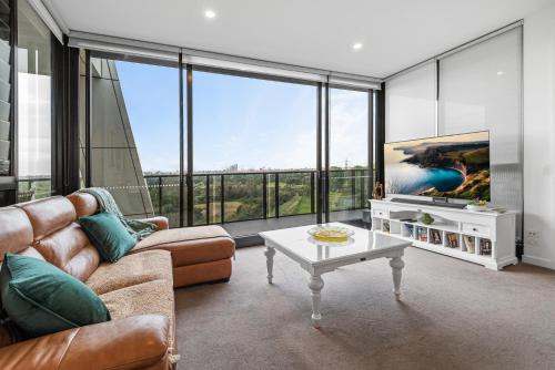 Maribyrnong Apartment | Discover Paradise in the Heart of Inner City Suburbia