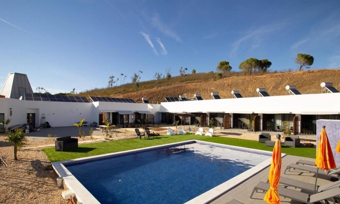 Senhora do Verde House | Experience A.TI.TUDO Nature - 8 Suites with Spa & Breakfast