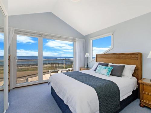 Port Fairy Apartment | A Top Deck