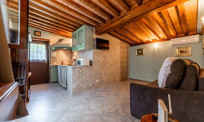 Quartiere XXVI Appio Pignatelli House | Family-Friendly Vrbo Property with Kitchen & Pet Amenities