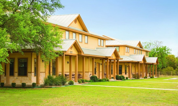 Gruene Resort | Experience a Unique Hub of Shopping and Entertainment