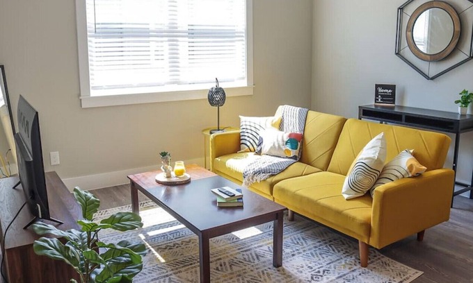 Spring Branch West Apartment | A unique space offering the Houston experience with modern, comfortable, and upscale living.