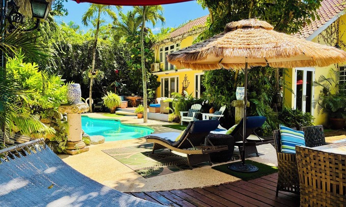 Navarro House | Discover Your Private Oasis: Serenity and Comfort Await