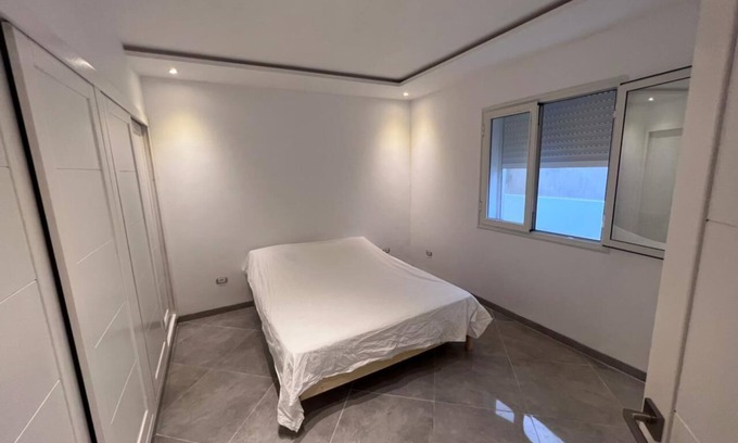 Eastern Hawaria House | Idyllic Waterfront Villa with Family & Pet-Friendly Amenities