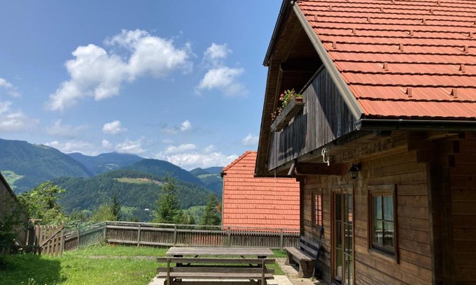 Lepa Njiva Apartment | Pet-Friendly Retreat: A View to a Hill with Great Reviews