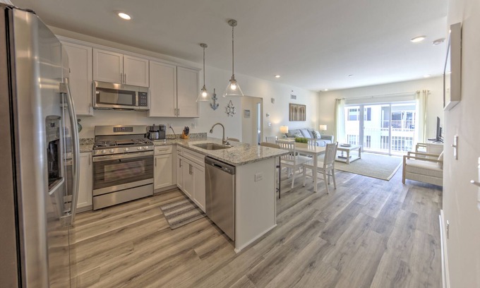 Love Creek Condo | Relaxing Waterfront Retreat with Pool and Private Balcony