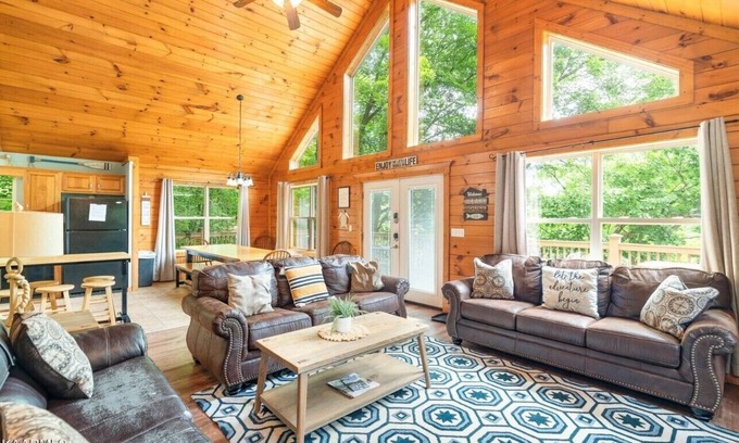 Lakeside Estates House | Waterfront Retreat with Private Dock and Pool, Rated 9.6/10