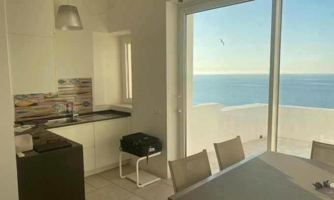 Peschici House | A window to the sea, vacation home, family use, breathtaking sea view