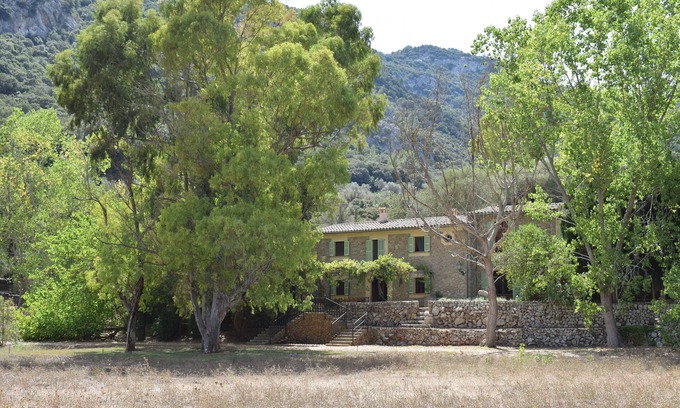 Valldemossa Other | Tranquil Escape: Discover Beauty and Child-Friendly Comfort