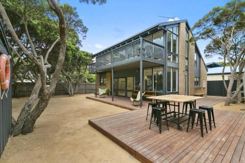 Surf Coast House | Seaside Retreat with Ocean Views & Family-Friendly Amenities