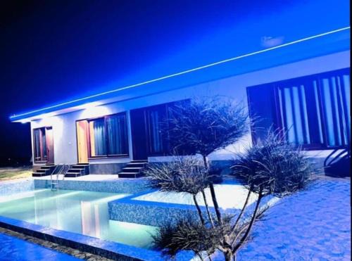 Gurugram House | A2 Farmhouse: Family-Friendly Retreat with Pool & Hot Tub