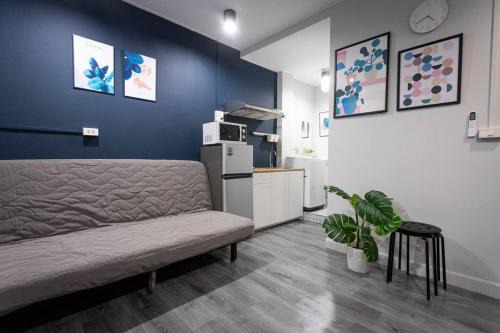 Silom Apartment | Spacious A3 Room with Full Facilities and Child-Friendly Amenities