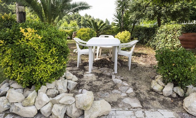 Poggio Apartment | Inviting Poggio: One Bedroom Apartment with Garden Oasis