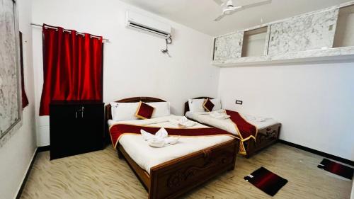 Yercaud House | Family-Friendly Aakash Residency & Villa with Kitchen Access
