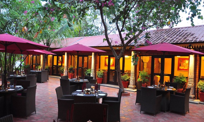Thumukunta Hotel | Discover Aalankrita Resort: Relax with Pool & Spa Amenities