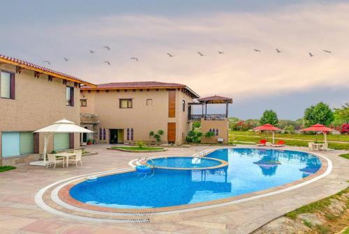 Sawai Madhopur Resort | Experience AamaGhati Wildlife Resort in Ranthambore