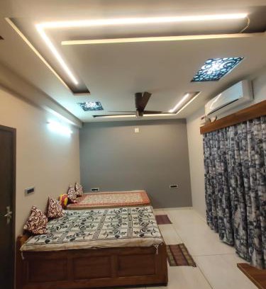 Chandkheda House | Aamrkunj Shared Dormatory