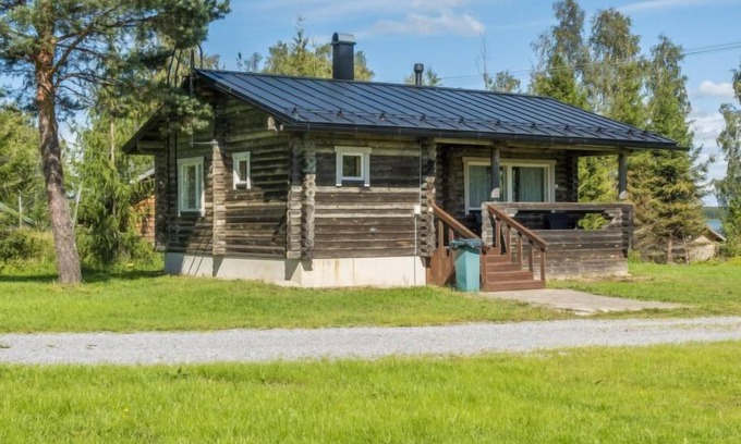 Pyhasalmi House | Relaxing Lake View Retreat: Aamunkoin Rantatupa