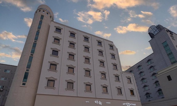 Cheonan Hotel | Family-Friendly Hyoosik Aank Hotel Near Cheonan Station