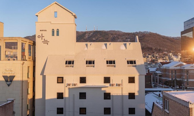 Cheongju Hotel | Family-Friendly Stays at The Hyoosik Aank Hotel Wooam