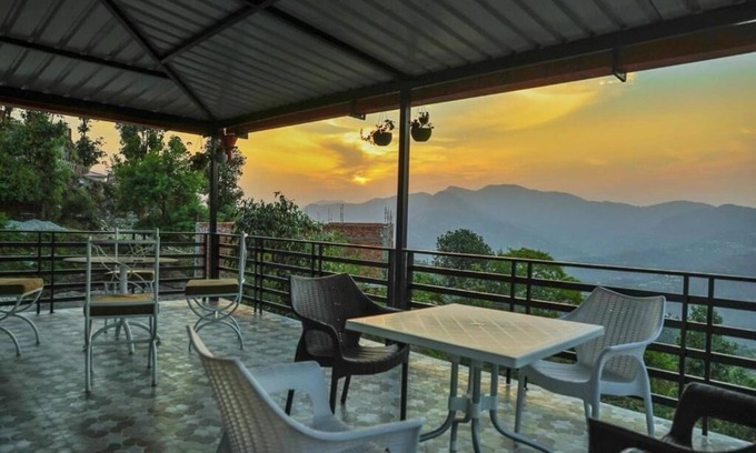 Dhanachuli House | Explore Family-Friendly Stays at Aaryam Villa