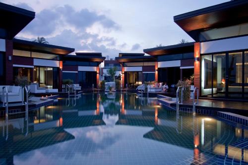 Khanom Resort | Relax at Aava Resort and Spa with Beachfront Amenities