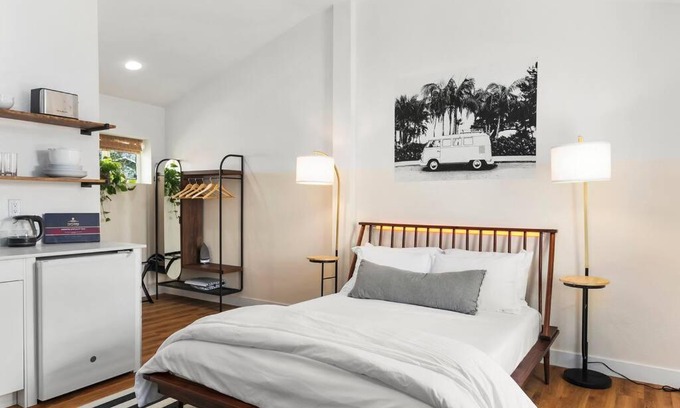Chandler Apartment | Relax in Aawanui Studio Suite with Oceanfront Views