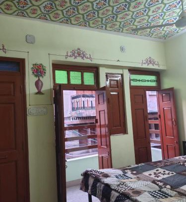 Bikaner House | Cozy AB Guest House: Pet and Child-Friendly Home Stay