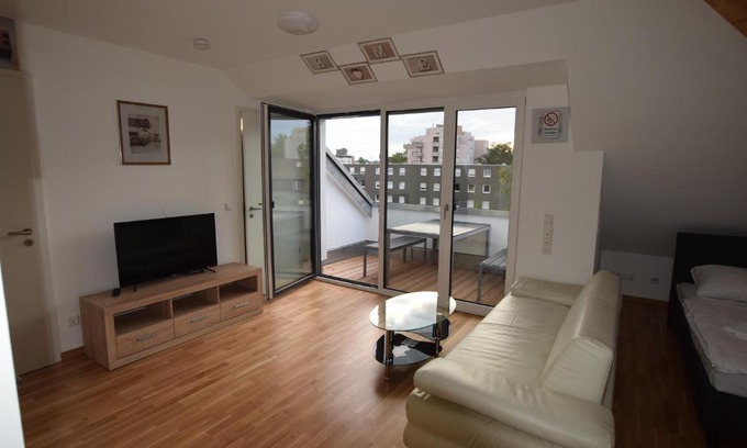 Kornwestheim Apartment | Family-Friendly Stay at AB Kornwestheim Hotel