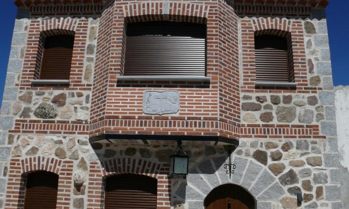 Vega de Santa Maria Apartment | Family-Friendly Escape at Abadía del Marqués de Avila