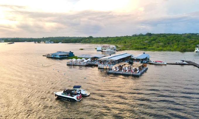 Ponta Negra Hotel | Top-Rated Abaré Floating Lodge with Breakfast & Family Options