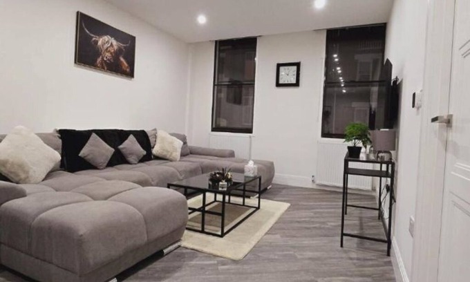 Reading City Centre Apartment | Abbey Corner By Nivaas 3 : One-Bedroom Apartmentn
