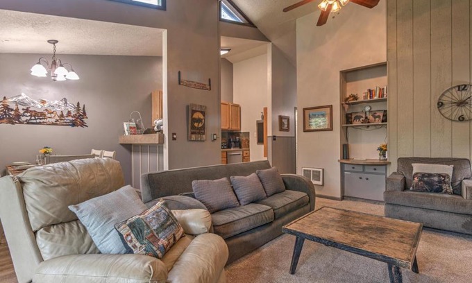 Sunriver House | Abbot House - Unit 20: Guest-Rated Perfection with Pool