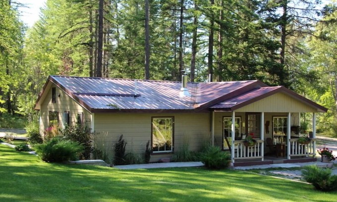 Martin City House | Discover Abbott Valley Homestead Near Glacier Park