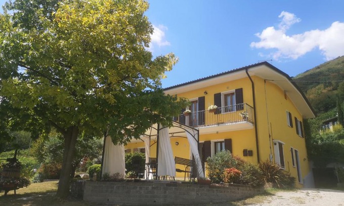 Valdobbiadene House | ABC Rooms: Pet-Friendly Stay with High Guest Rating 9.6