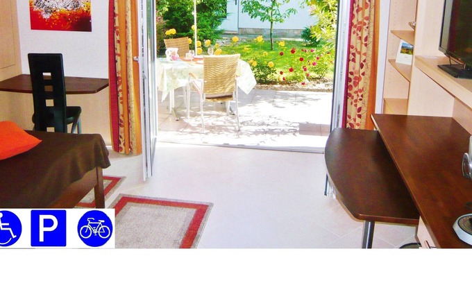 Favoriten Apartment | Family-Friendly ABCD Apartments with Ocean Views