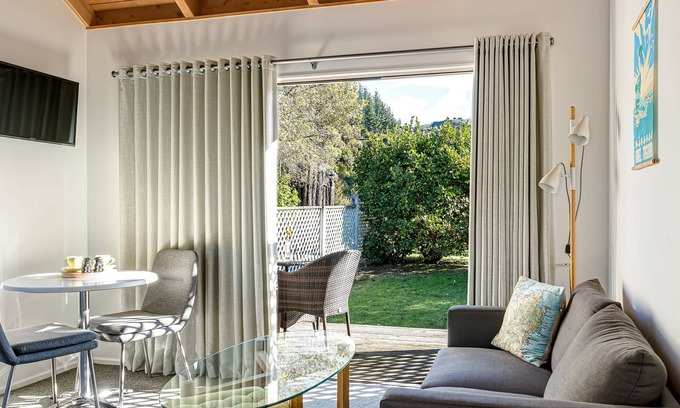 Marahau Hotel | Discover Abel Tasman Lodge: Eco-Friendly Retreat with Spa