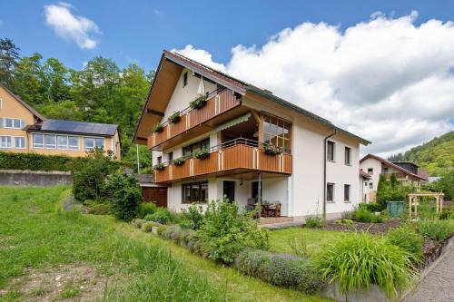 Bichishausen Apartment | Discover Abendrot: Family-Friendly Retreat with Top Ratings