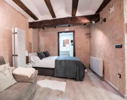 Albarracin Apartment | Family-Friendly AbenRazin Turístico Guadalaviar - 9.1/10 Stay