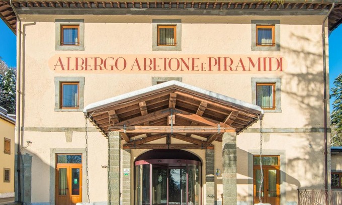 Abetone Hotel | Discover Abetone e Piramidi Resort: Pet-Friendly Retreat
