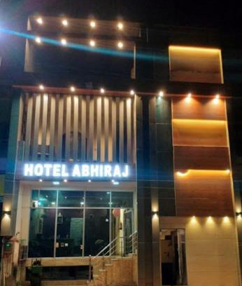 Mathura House | Budget-Friendly Abhiraj Guest House with Breakfast Included