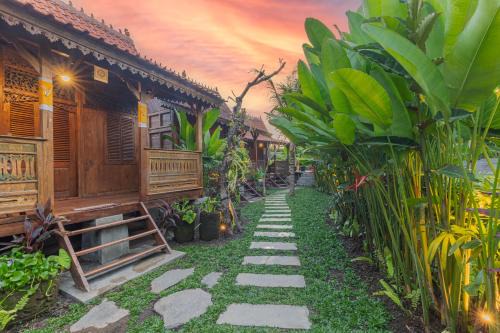 Peliatan House | Discover Abian Ubud View: 4-Star Family-Friendly Retreat