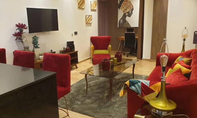 Abidjan Hotel | Relax at Abidjan Luxury Residence with Pool & Breakfast
