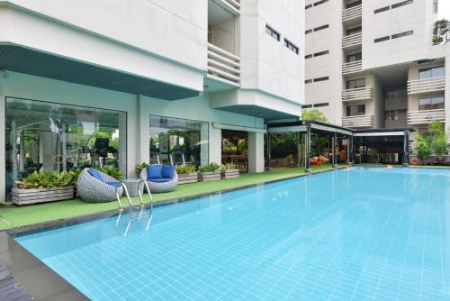 Samsen Nai Apartment | Exclusive Stay at Abloom Serviced Apartments with Pool