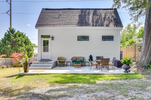 Wilmington House | Convenient Wilmington Vacation Rental Near Downtown