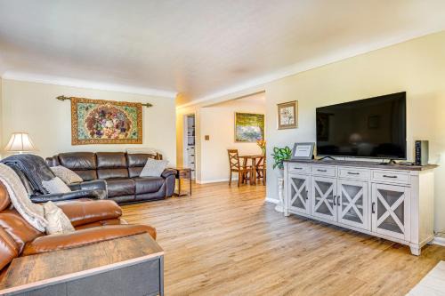 Indianapolis House | Family-Friendly Indianapolis Home Just 10 Miles from Downtown