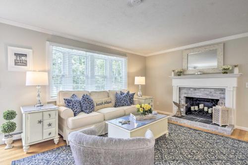 South Chatham House | Cozy Cape Cod House with Deck, Grill & Ocean Views