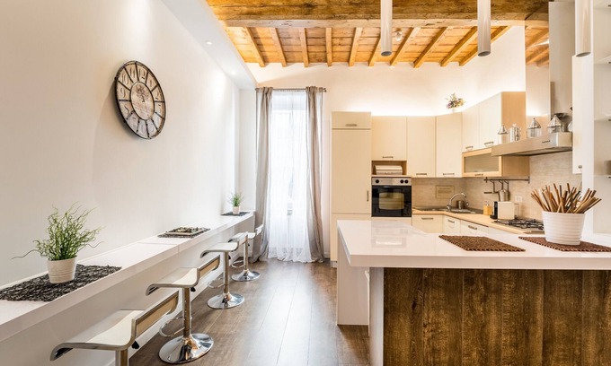 Celio Apartment | Experience Colosseo: Cozy Apartment Near Rome's Iconic Landmark