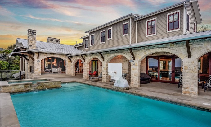 Austin House | Unforgettable Canyon View with Pool, Spa & Family Amenities