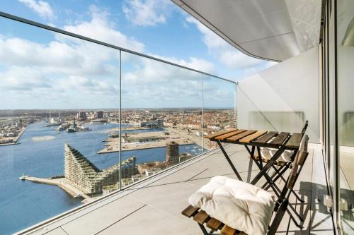 Aarhus C Apartment | Sky-High Retreat: Above the Clouds on 42nd Floor